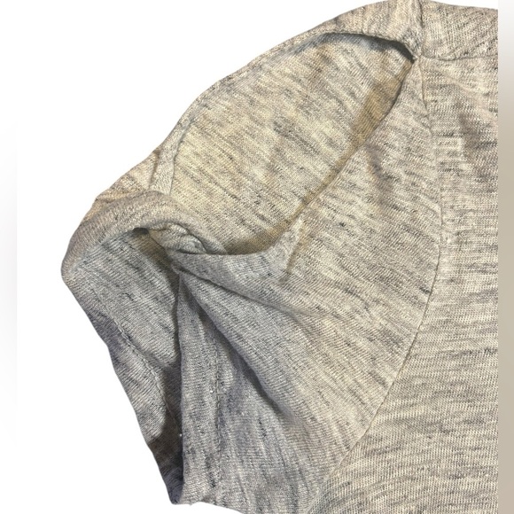 Athleta sz xs crinkle twist sleeve tee shirt - Picture 4 of 5